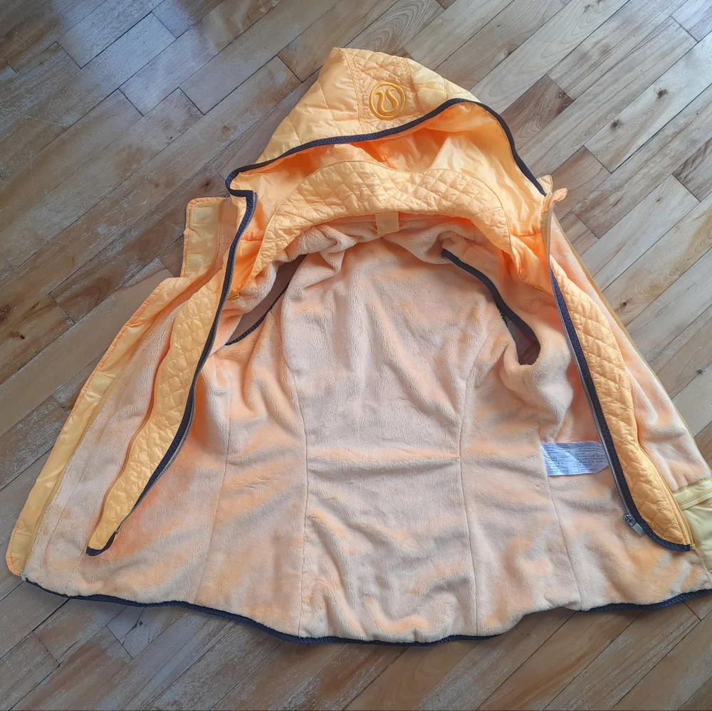 Lululemon zip up vest - Picture 2 of 6